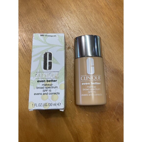 Clinique Even Better Makeup Broad Spectrum SPF 15 Discontinued Formula -WN12 - Picture 2 of 8